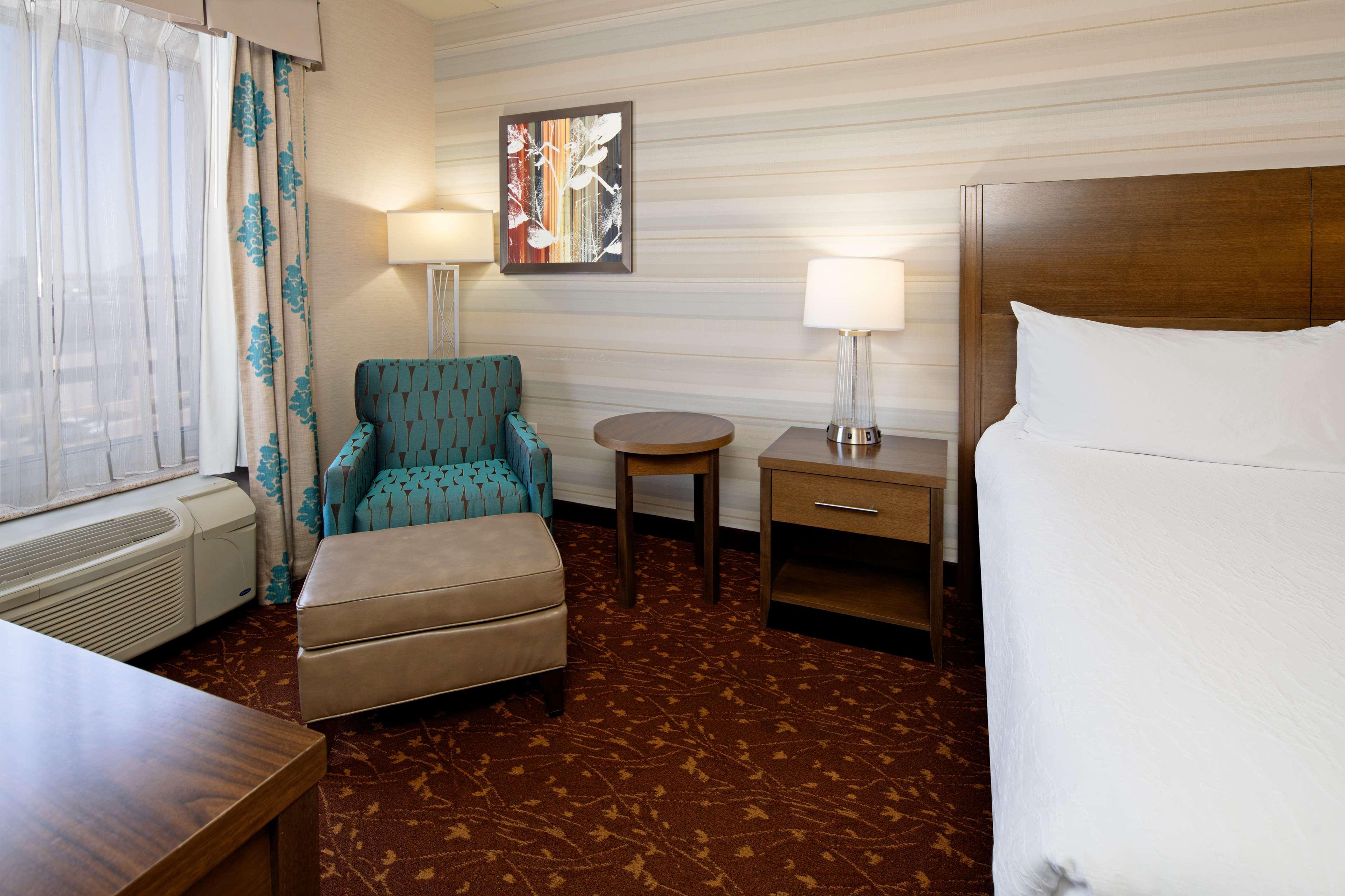 Hilton Garden Inn Albuquerque Airport Екстериор снимка