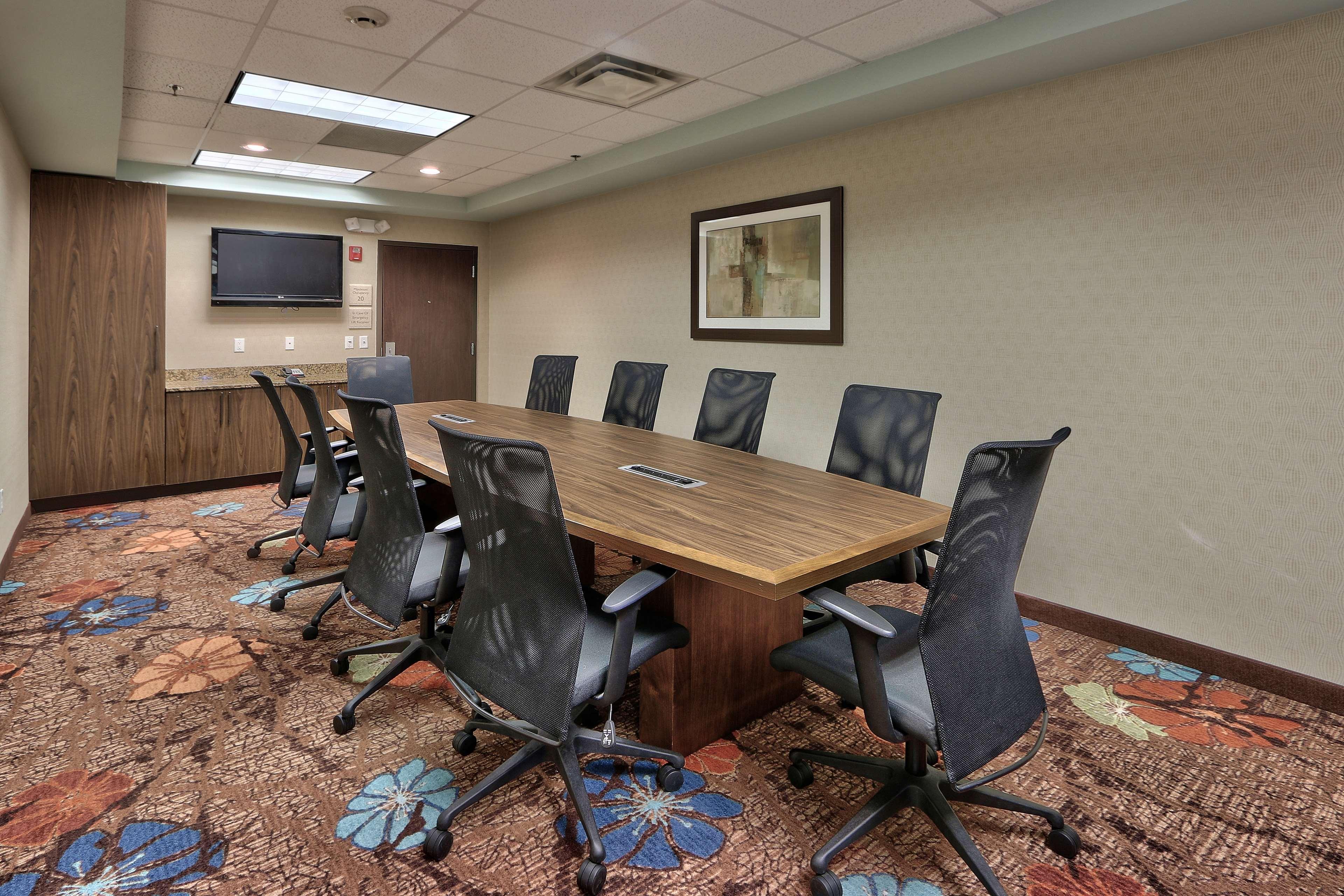 Hilton Garden Inn Albuquerque Airport Екстериор снимка
