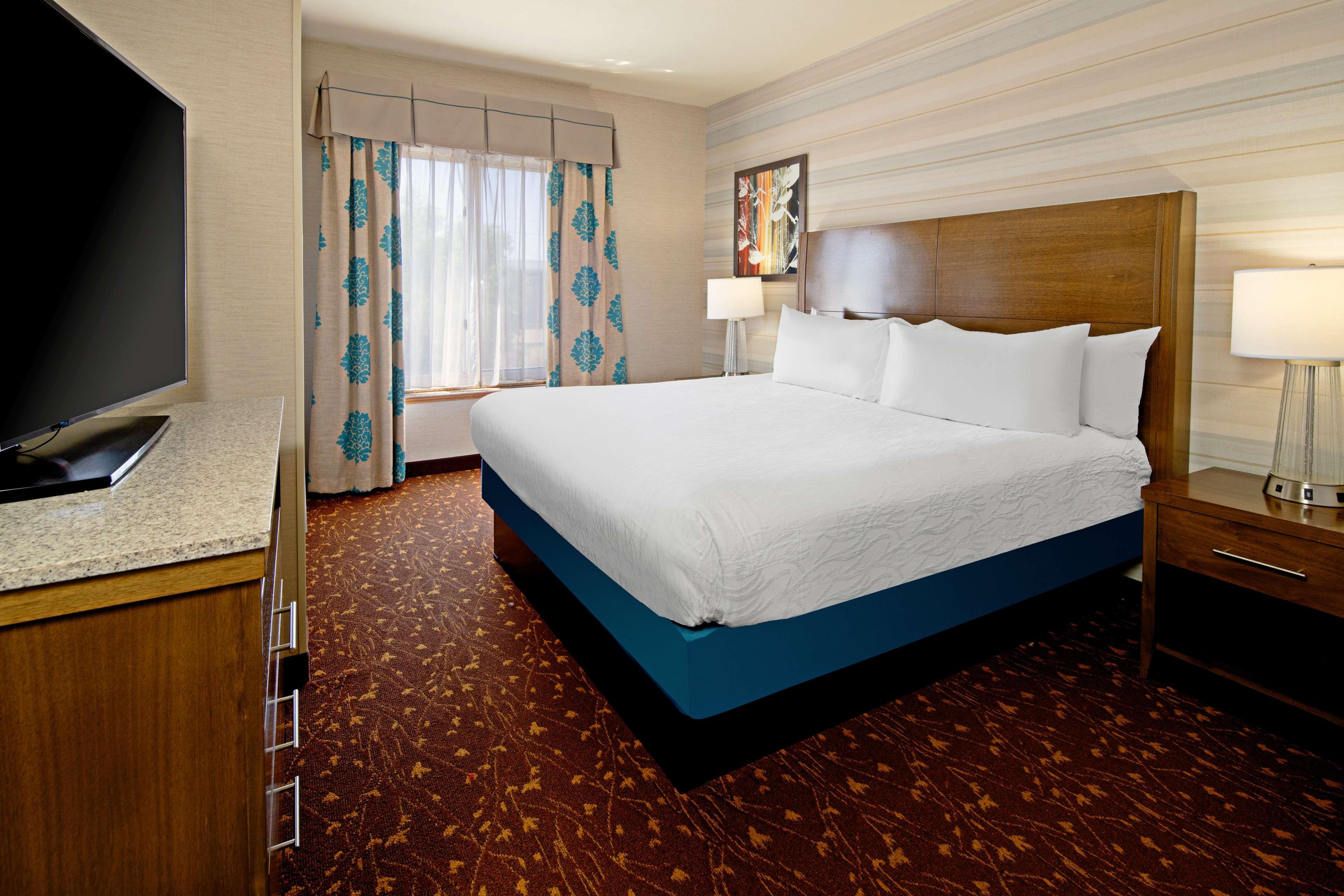 Hilton Garden Inn Albuquerque Airport Екстериор снимка
