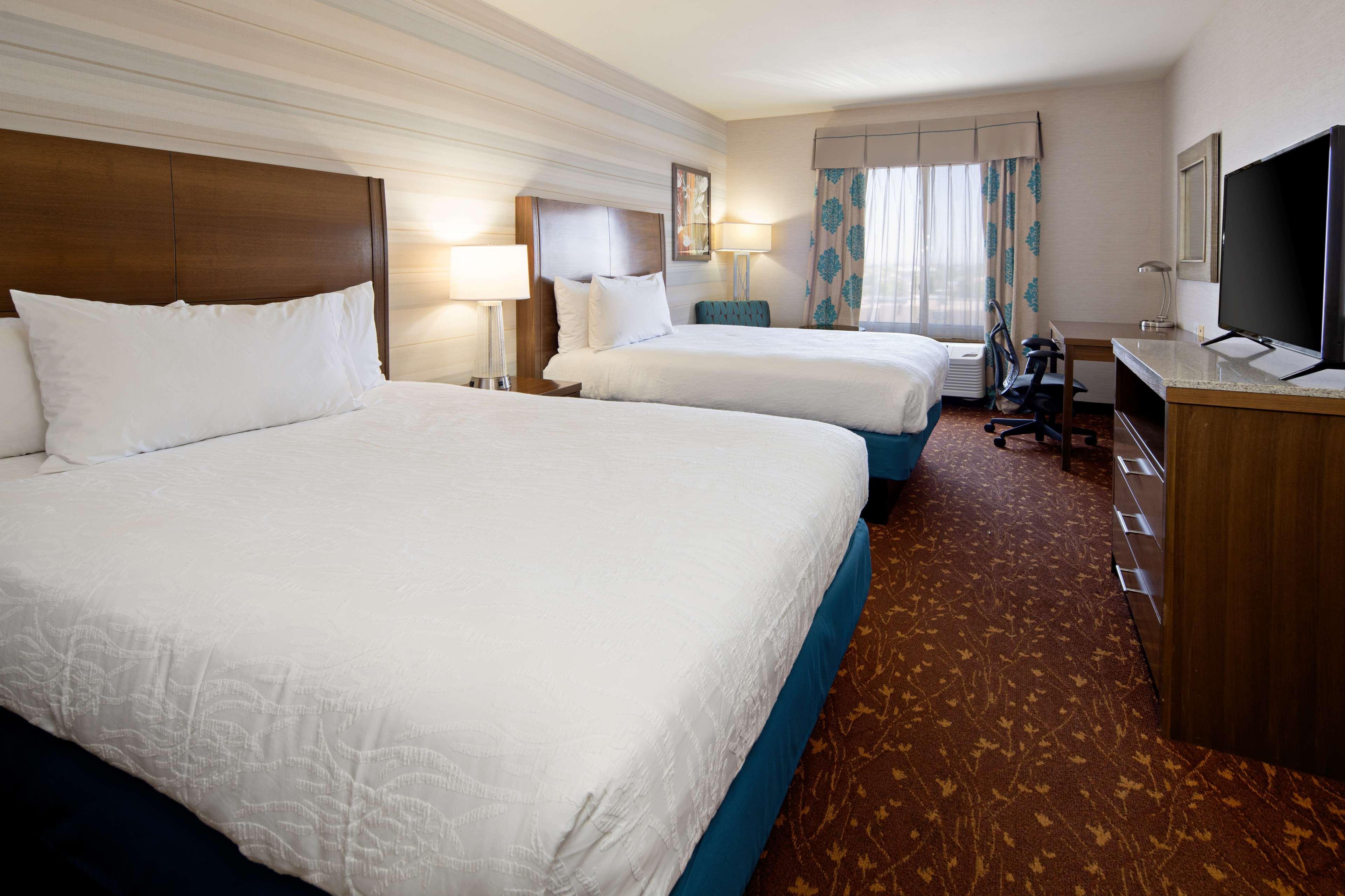 Hilton Garden Inn Albuquerque Airport Екстериор снимка