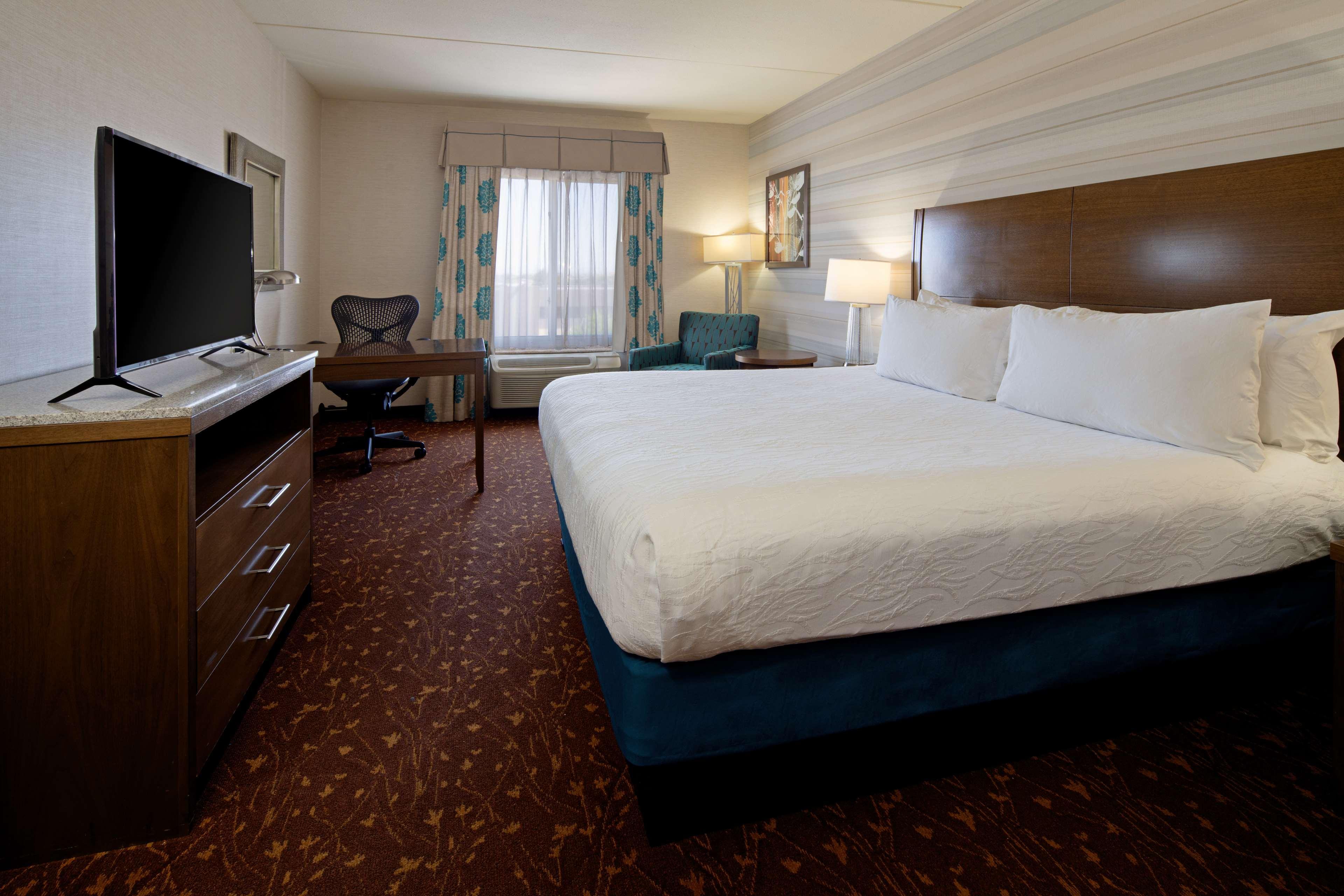 Hilton Garden Inn Albuquerque Airport Екстериор снимка