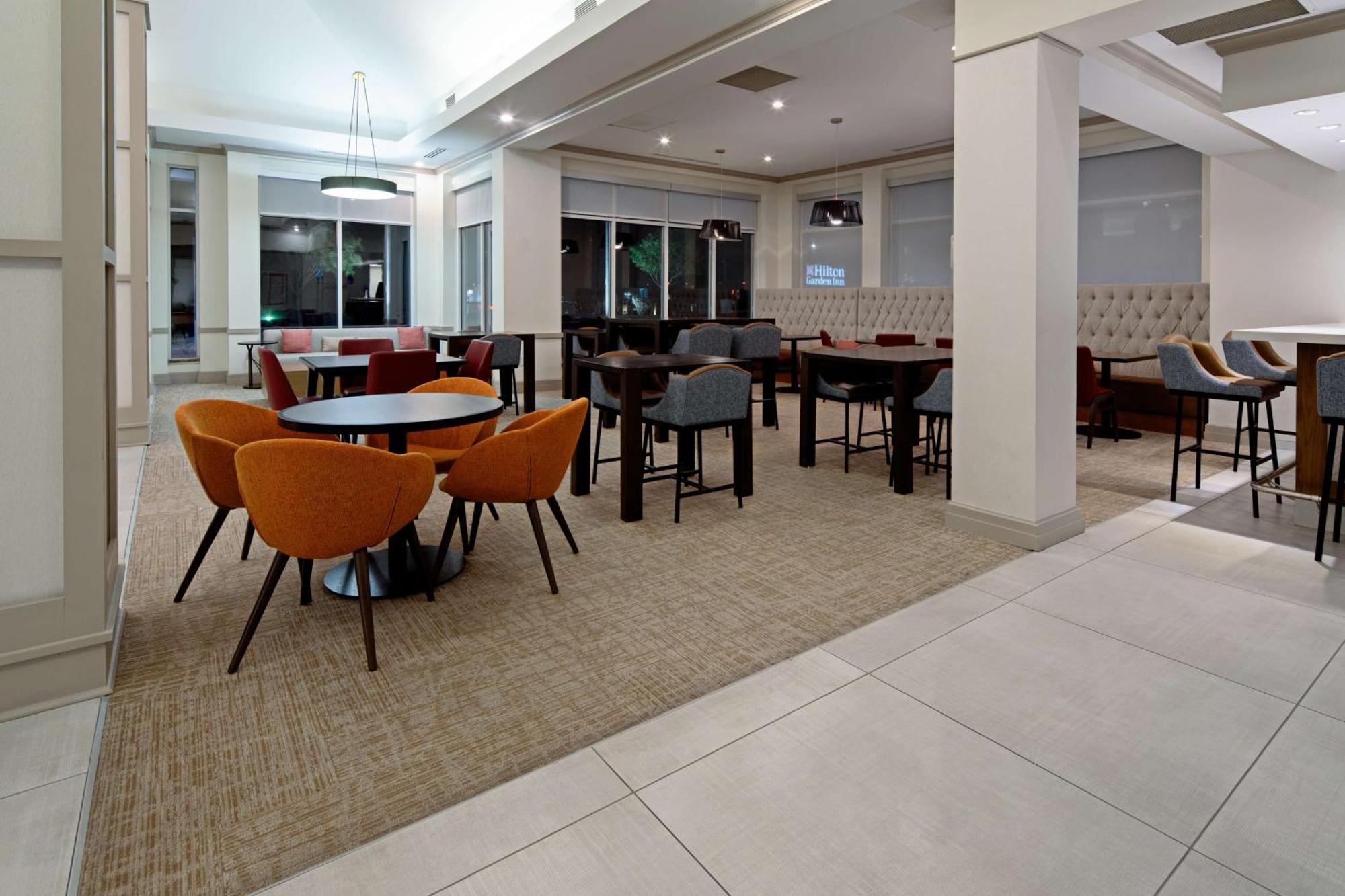 Hilton Garden Inn Albuquerque Airport Екстериор снимка