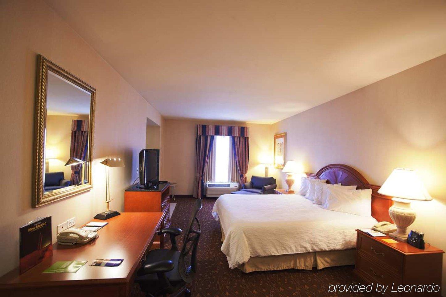 Hilton Garden Inn Albuquerque Airport Екстериор снимка