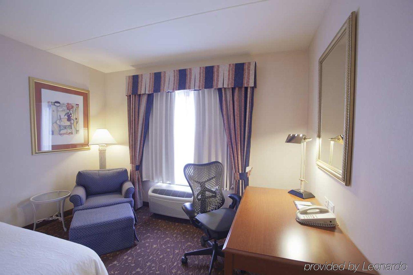 Hilton Garden Inn Albuquerque Airport Екстериор снимка