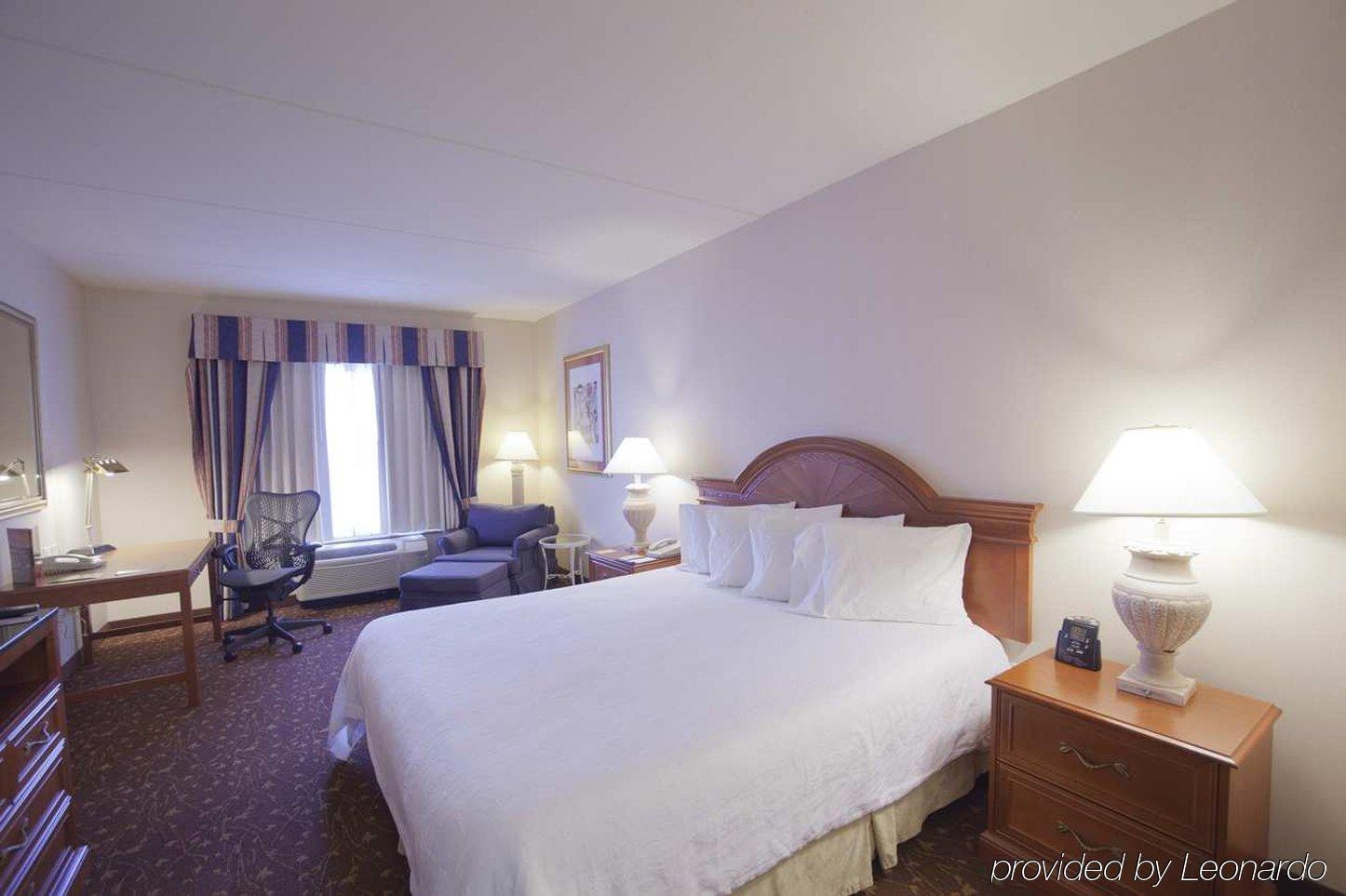 Hilton Garden Inn Albuquerque Airport Екстериор снимка